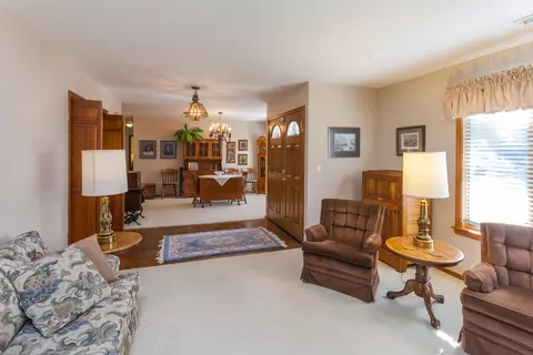 3084 Monte Bello Dr, Redding, CA 96001 photo 5