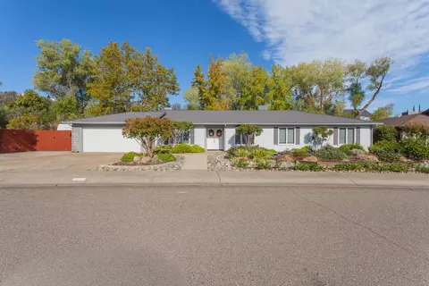 3084 Monte Bello Dr, Redding, CA 96001 photo 2