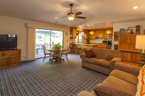 3084 Monte Bello Dr, Redding, CA 96001 photo 10