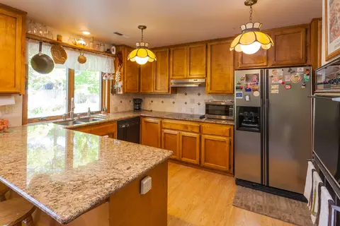 3084 Monte Bello Dr, Redding, CA 96001 photo 11