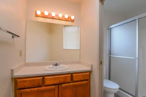 2982 Brookside Dr, Redding, CA 96001 photo 12
