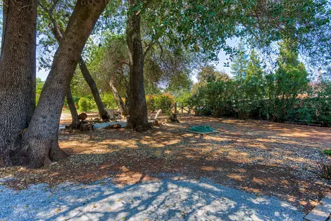 5060 Woodview Dr, Redding, CA 96002 photo 36