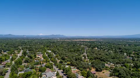 5060 Woodview Dr, Redding, CA 96002 photo 50