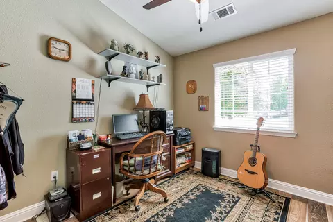 3098 Copper Creek Dr, Redding, CA 96002 photo 13