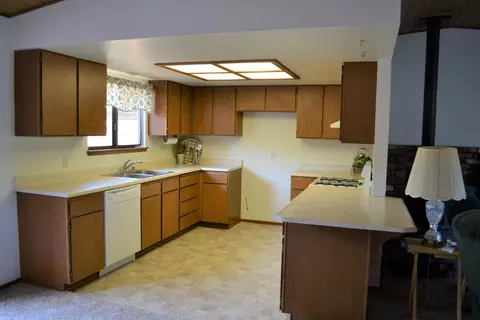 2156 Jessica Way, Redding, CA 96002 photo 17