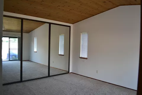 2156 Jessica Way, Redding, CA 96002 photo 5
