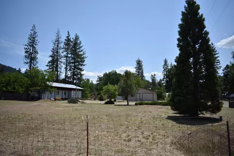 21 Trunnell Dv, Hayfork, CA 96041 photo 2