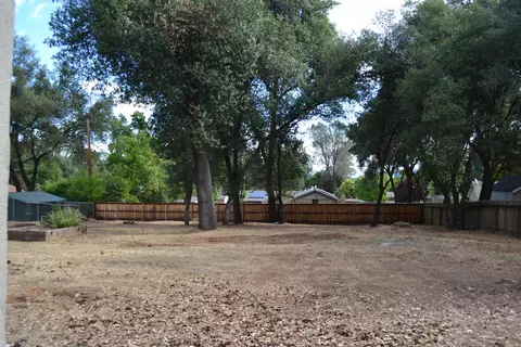 6925 Pine Dr, Anderson, CA 96007 photo 5