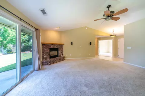 2854 Foxglove Ln, Redding, CA 96001 photo 13