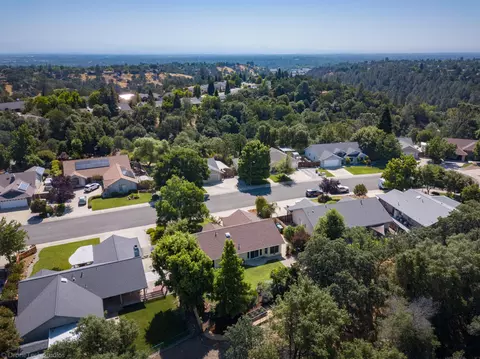 2854 Foxglove Ln, Redding, CA 96001 photo 54