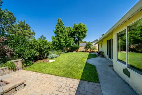 2854 Foxglove Ln, Redding, CA 96001 photo 40