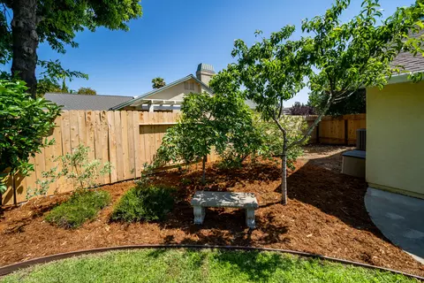 2854 Foxglove Ln, Redding, CA 96001 photo 47