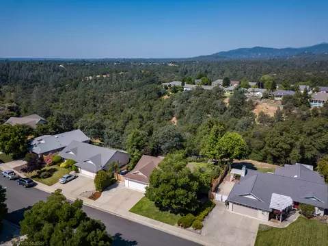2854 Foxglove Ln, Redding, CA 96001 photo 53