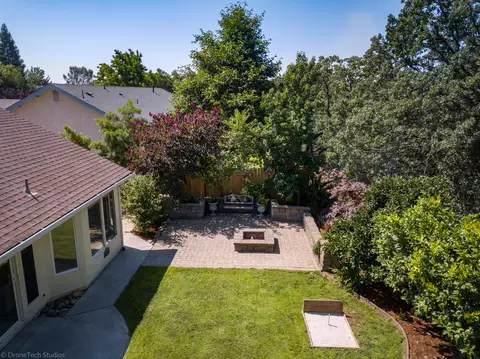 2854 Foxglove Ln, Redding, CA 96001 photo 6