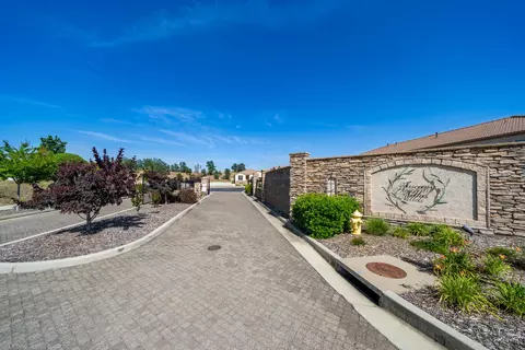 6171 Lucca Trl, Redding, CA 96003 photo 1