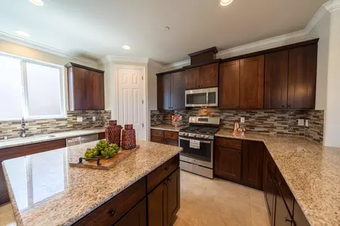 6171 Lucca Trl, Redding, CA 96003 photo 10