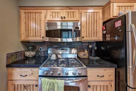 5258 Jonella Way, Redding, CA 96003 photo 31