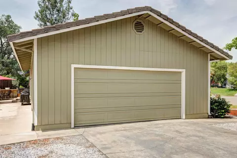 5258 Jonella Way, Redding, CA 96003 photo 11
