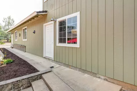 5258 Jonella Way, Redding, CA 96003 photo 18