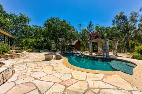 21495 Valley Oak Rd, Redding, CA 96003 photo 38