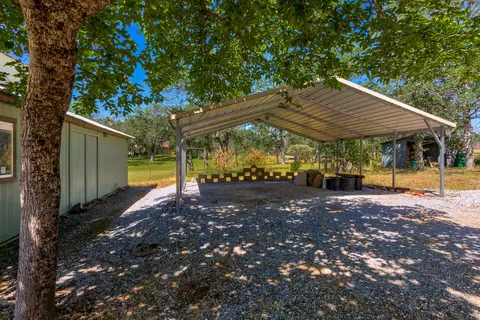 21495 Valley Oak Rd, Redding, CA 96003 photo 12