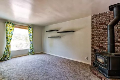 21495 Valley Oak Rd, Redding, CA 96003 photo 4