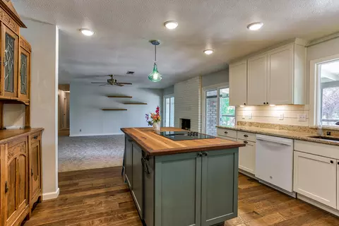 21495 Valley Oak Rd, Redding, CA 96003 photo 13