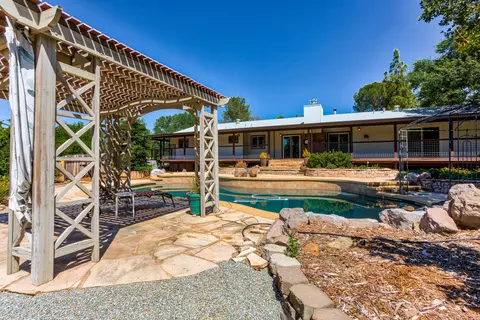 21495 Valley Oak Rd, Redding, CA 96003 photo 37