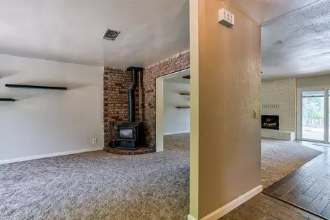 21495 Valley Oak Rd, Redding, CA 96003 photo 3