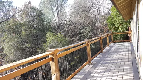 1235 Riviera Dr, Redding, CA 96001 photo 2