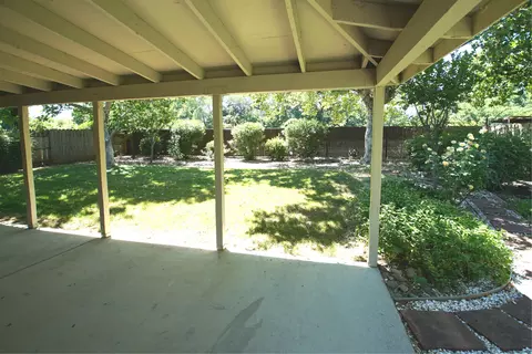 2048 Lazare Path, Redding, CA 96001 photo 16