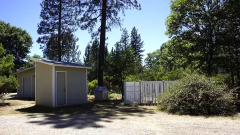 7450 Tahoe Ln, Shingletown, CA 96088 photo 10