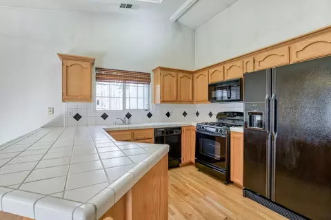 4537 Moyvane Dr, Redding, CA 96001 photo 8