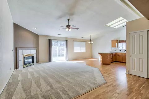 4537 Moyvane Dr, Redding, CA 96001 photo 4