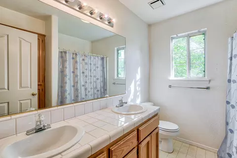 4537 Moyvane Dr, Redding, CA 96001 photo 18