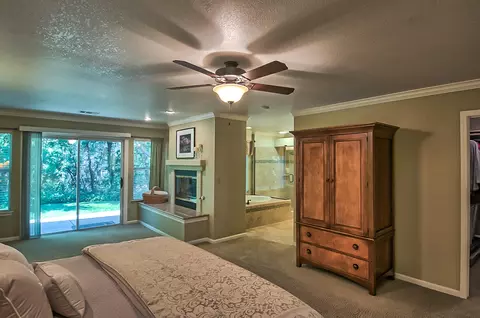 3868 Siskiyou St, Redding, CA 96001 photo 16