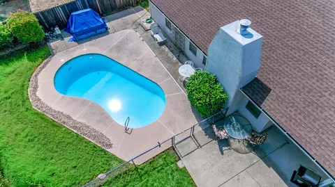 3030 Howard Dr, Redding, CA 96001 photo 3