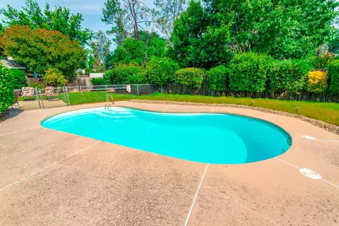 3030 Howard Dr, Redding, CA 96001 photo 20