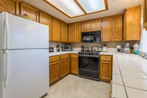 3030 Howard Dr, Redding, CA 96001 photo 8