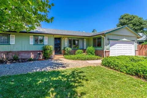 1196 Ruthie Ln, Redding, CA 96002 photo 1