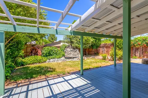 1196 Ruthie Ln, Redding, CA 96002 photo 14