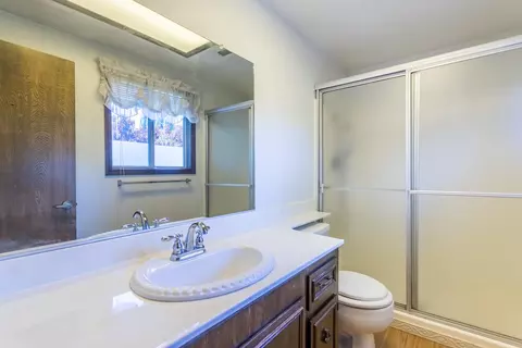1196 Ruthie Ln, Redding, CA 96002 photo 10