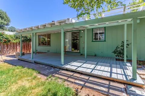 1196 Ruthie Ln, Redding, CA 96002 photo 16