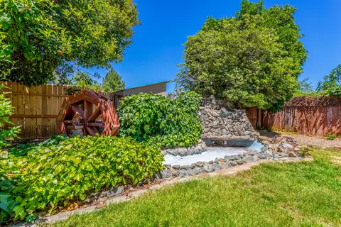 1196 Ruthie Ln, Redding, CA 96002 photo 18