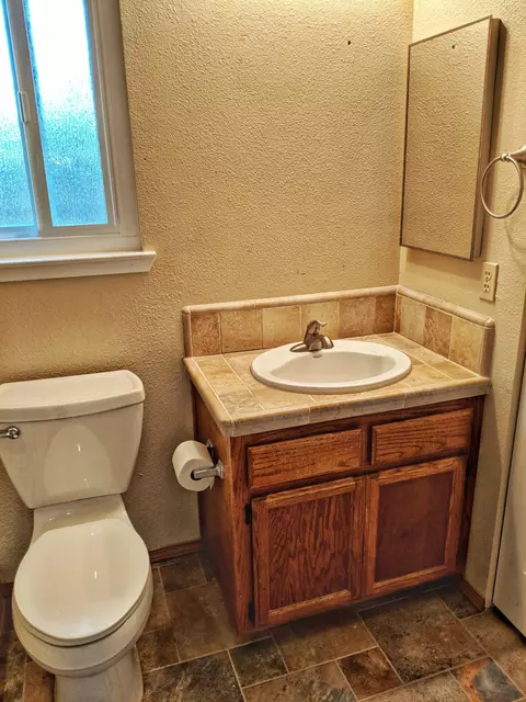 513 Chancellor Blvd, Redding, CA 96003 photo 12
