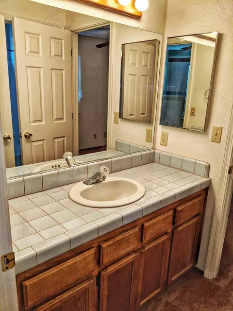 513 Chancellor Blvd, Redding, CA 96003 photo 17