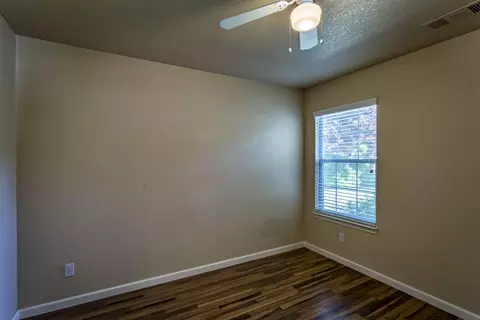 1883 Yahi Ln, Redding, CA 96002 photo 17