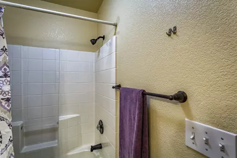 1883 Yahi Ln, Redding, CA 96002 photo 11