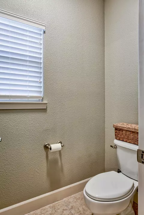 1563 Spanish Bay Dr, Redding, CA 96003 photo 28