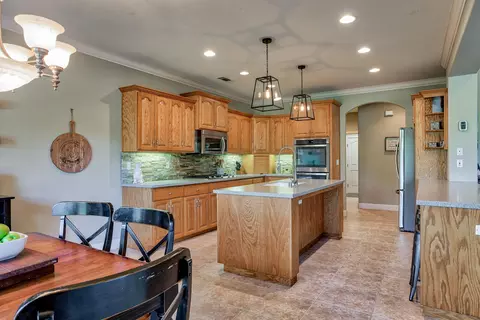 1563 Spanish Bay Dr, Redding, CA 96003 photo 14